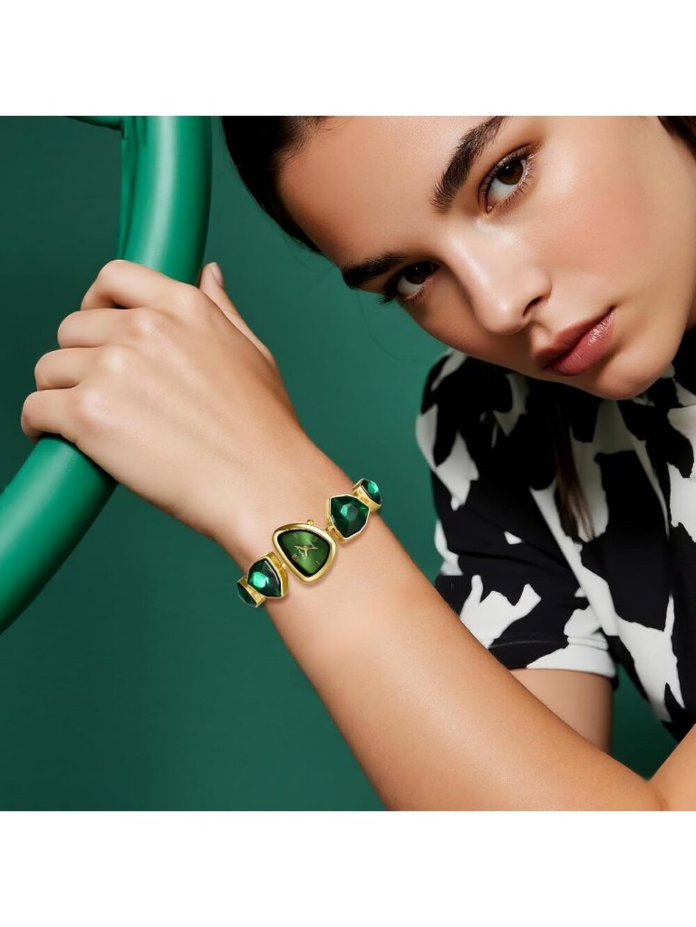 Women's Green Birthstone Bracelet Triangle Dial Quartz Diamonds Strap Watch - Picture 2 of 6
